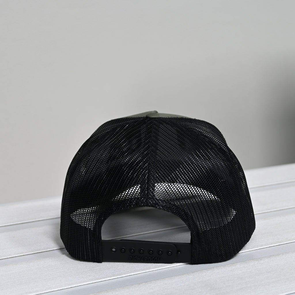 DDBB Text & Emblem Trucker